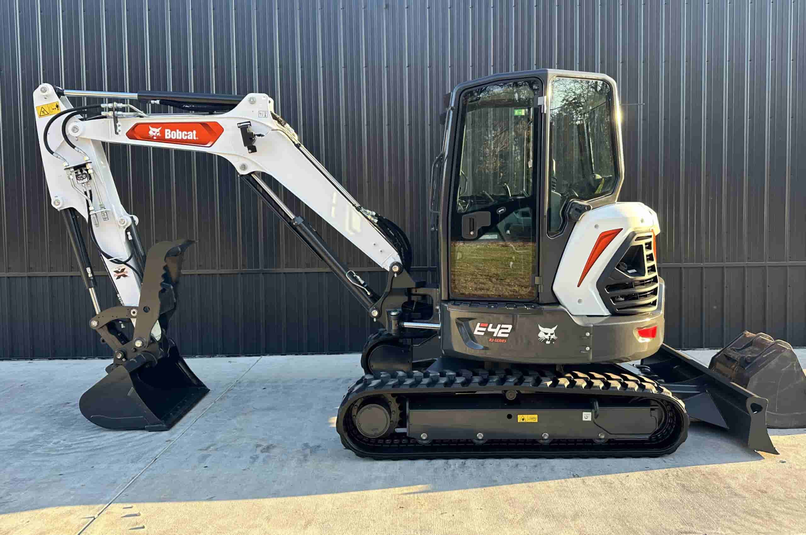 2020 BOBCAT E42 LIKE NEW
